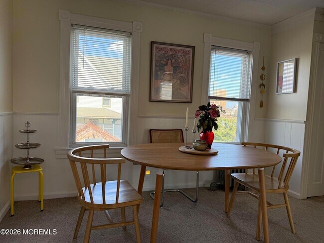 Building Photo - 410 Fifth Avenue Unit 2R