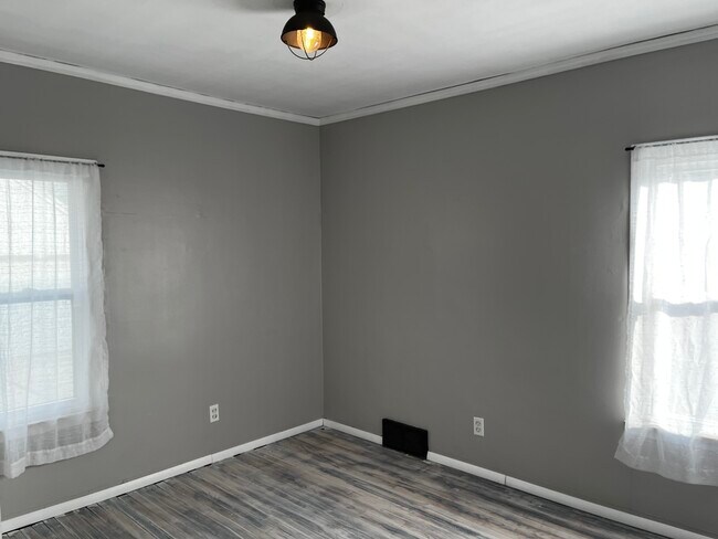 Building Photo - 22824 Mac Arthur Blvd