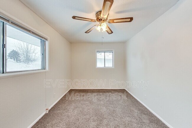 Building Photo - 3626 Ireland Ct