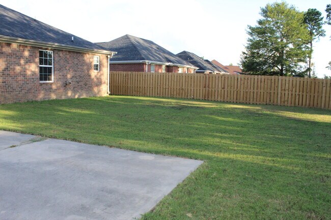 Building Photo - 2979 Clarkston Rd