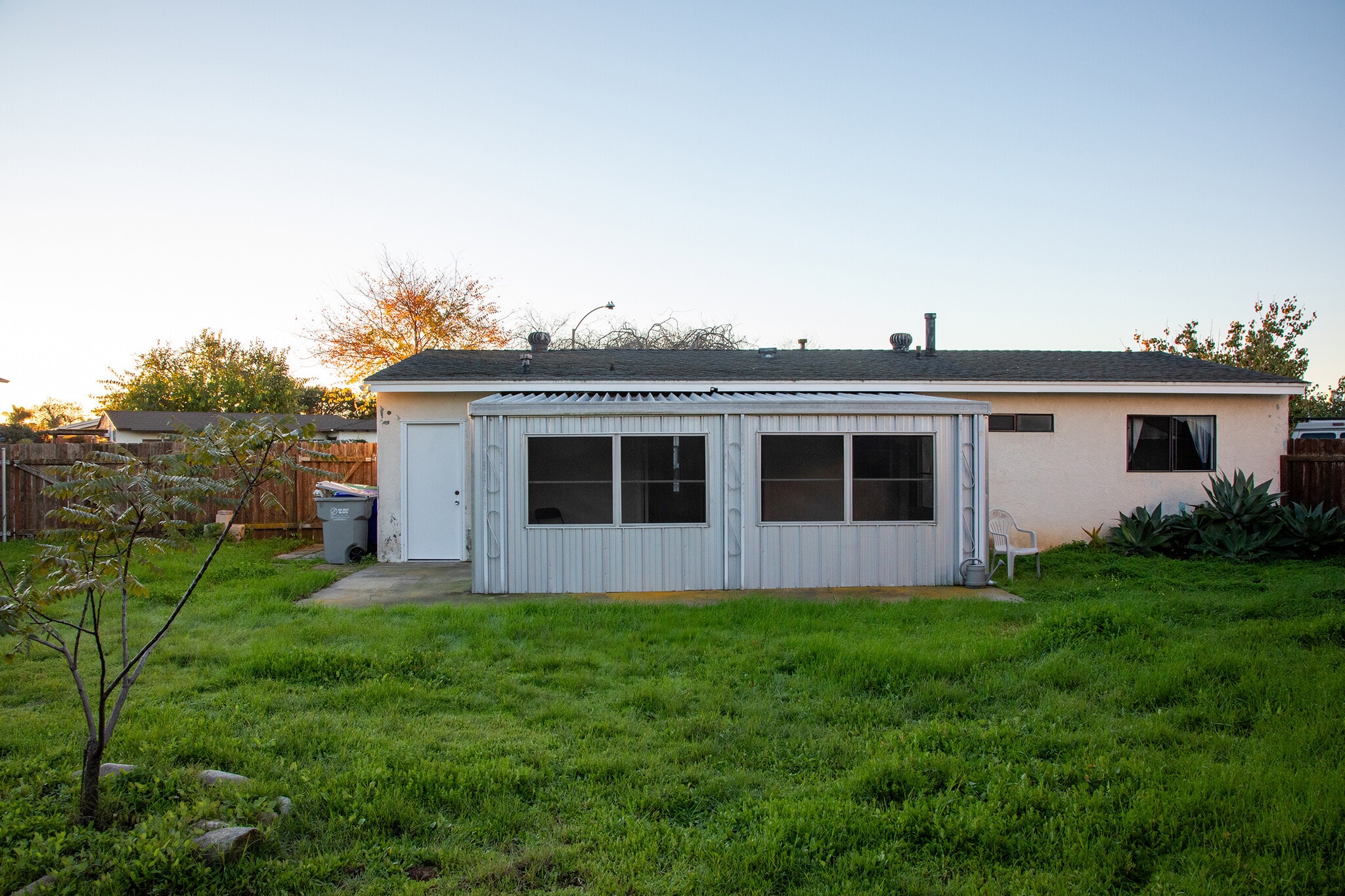 Building Photo - 3292 Karok Ave