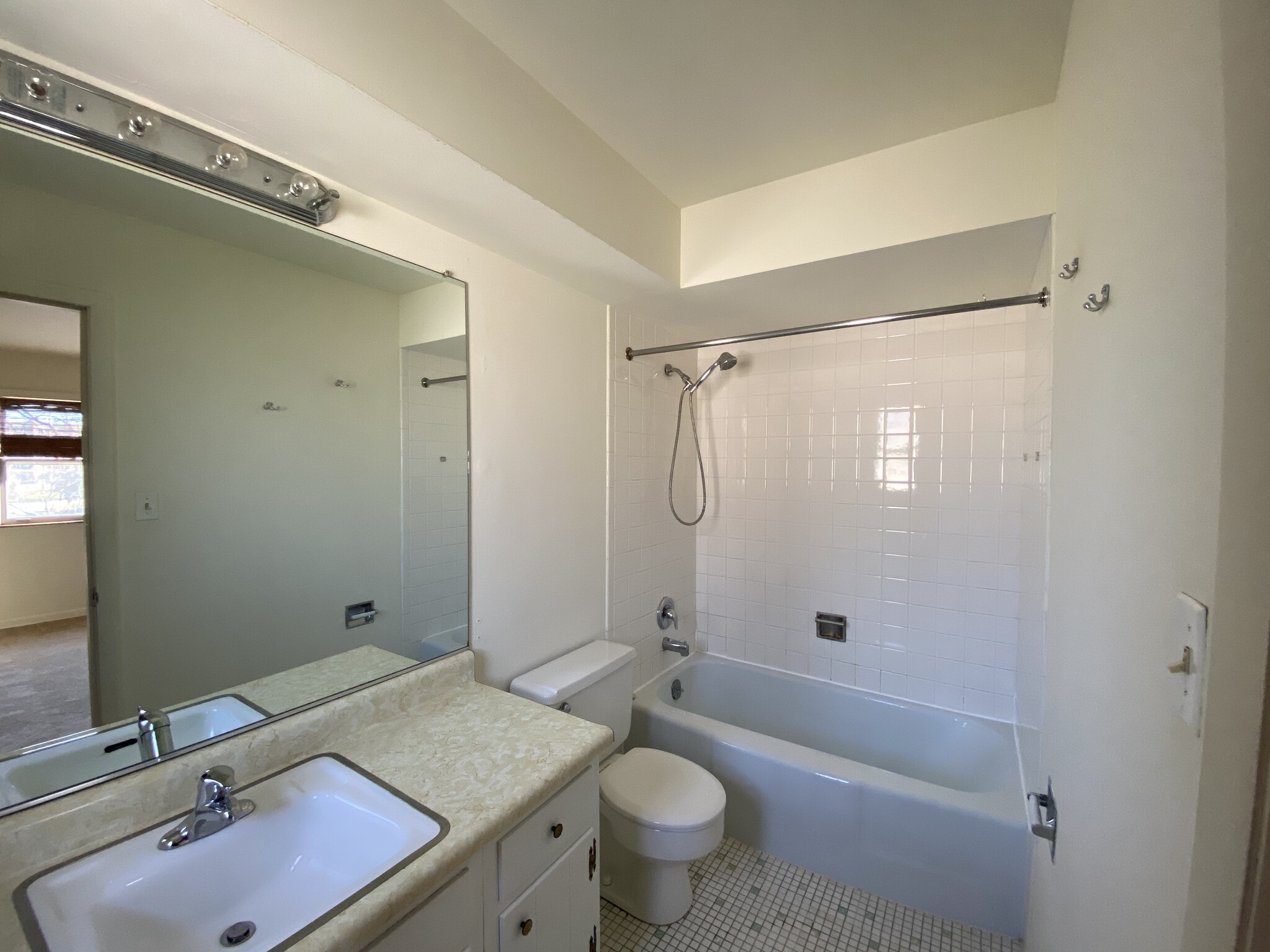 Master Bathroom off Bedroom - 140 Arlington Ave