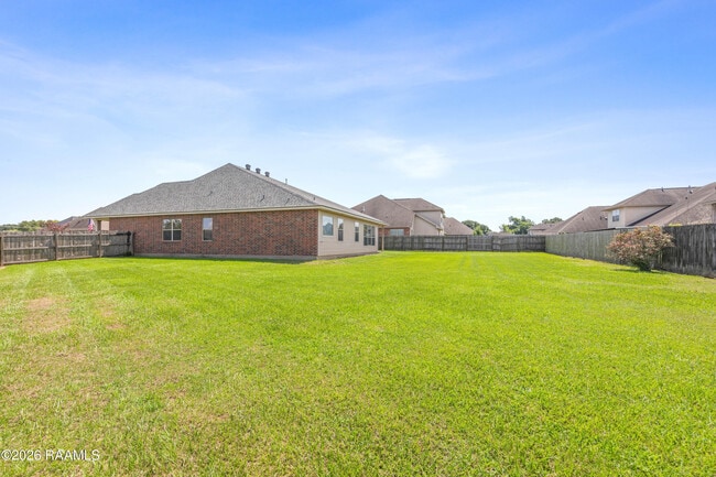 Building Photo - 100 Bristow Bayou Rd