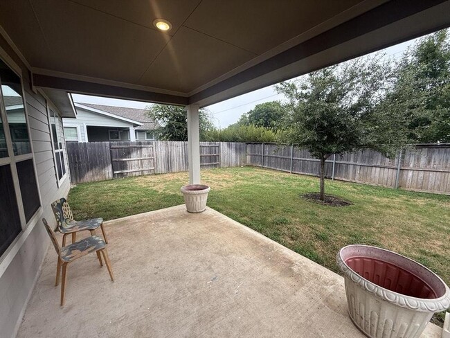Building Photo - 8615 McKamy Dr