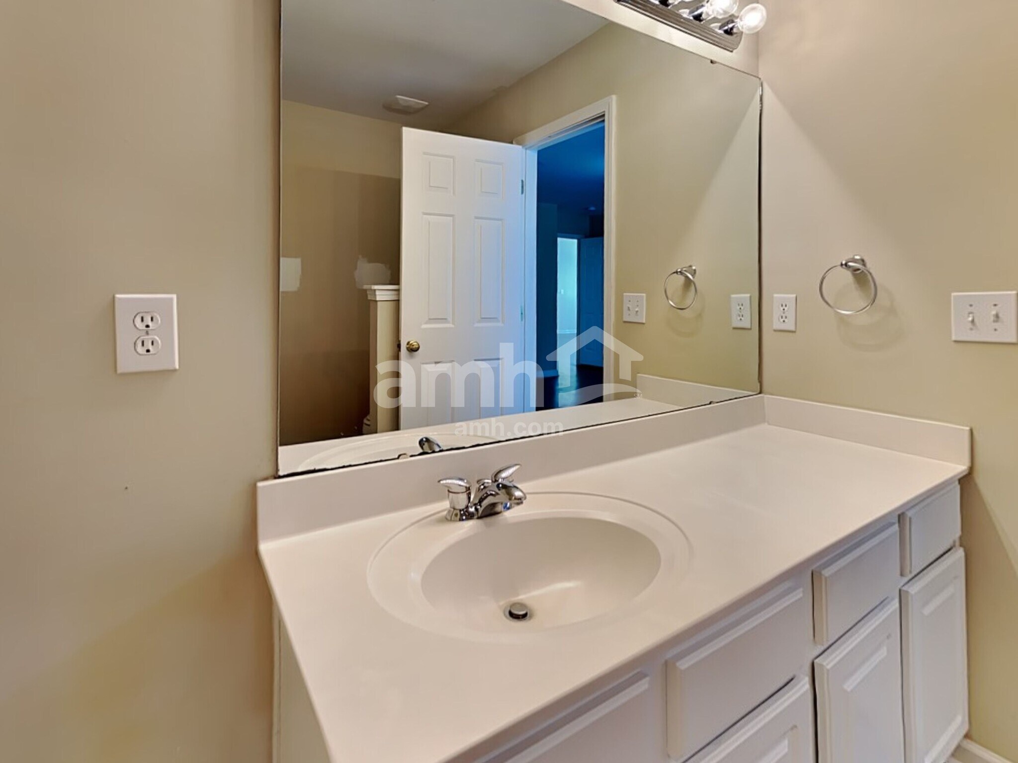 Building Photo - 284 Sweet Alyssum Dr