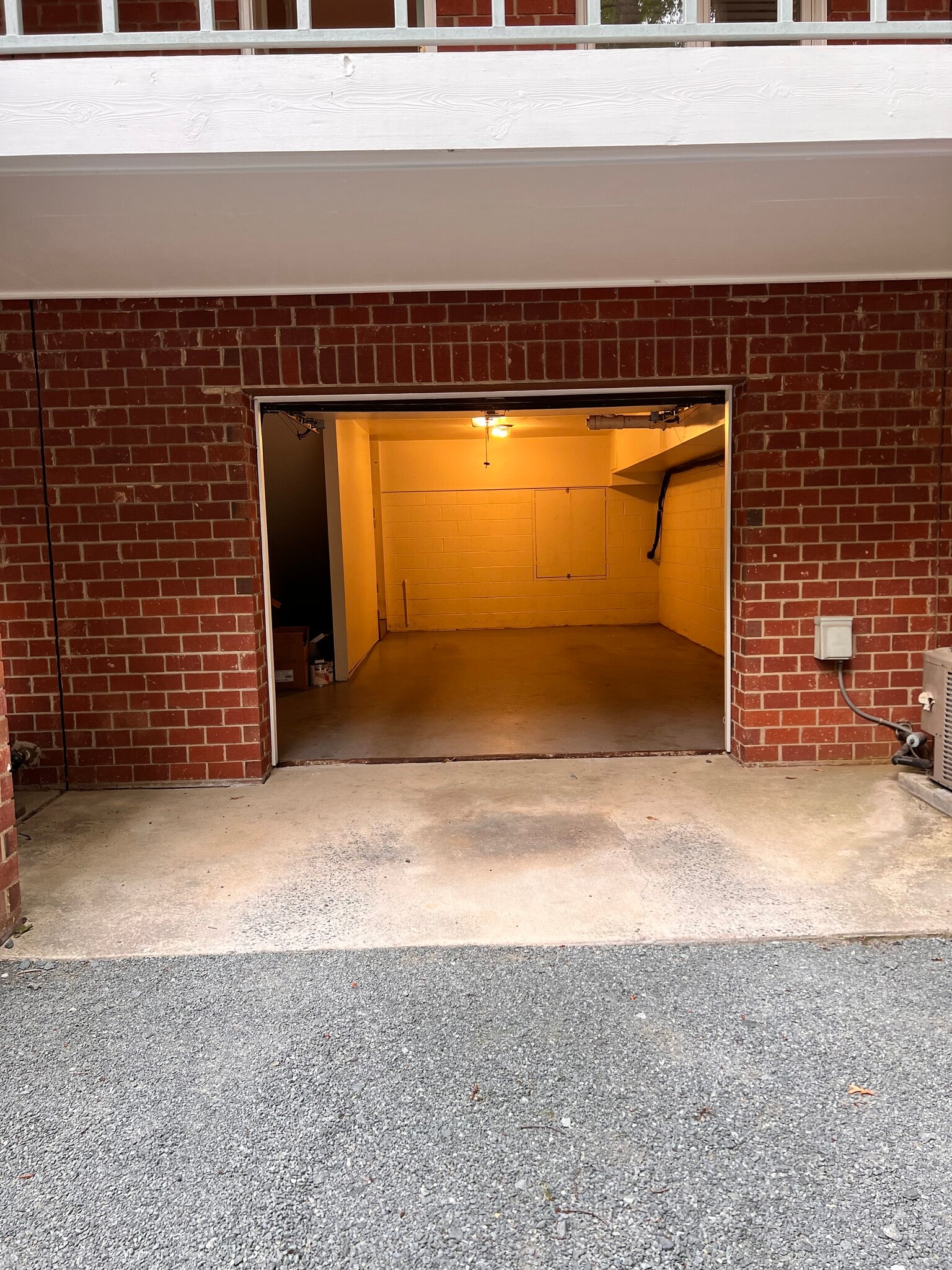 Building Photo - 407 McCauley St