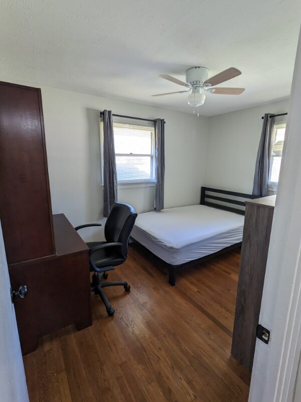 Building Photo - 404 Ewing St NW