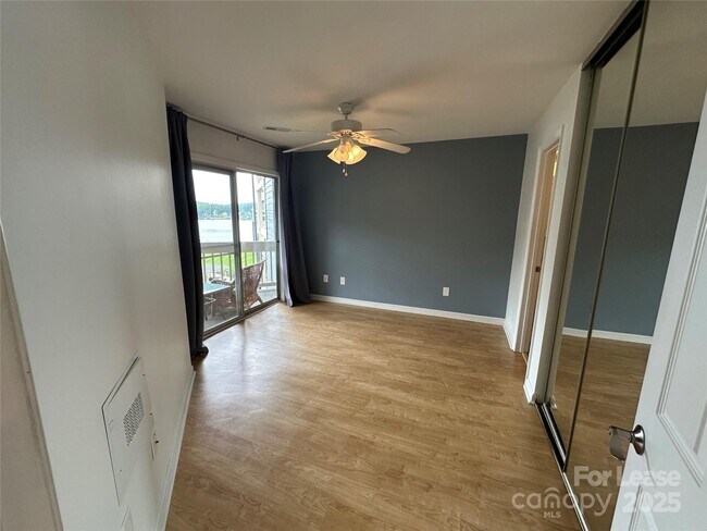 Building Photo - 2129 Regatta Ln