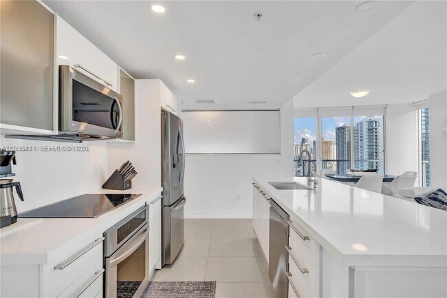 Building Photo - 185 SW 7th St