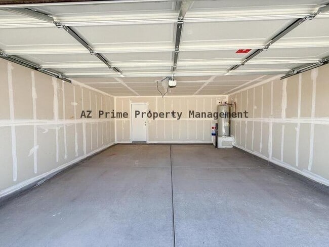 Building Photo - 239 Sonoran Vis Cir