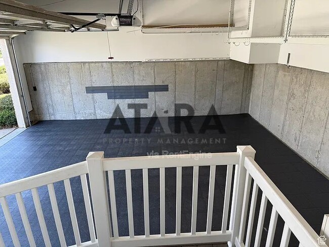 Building Photo - 941 Fremont Rd