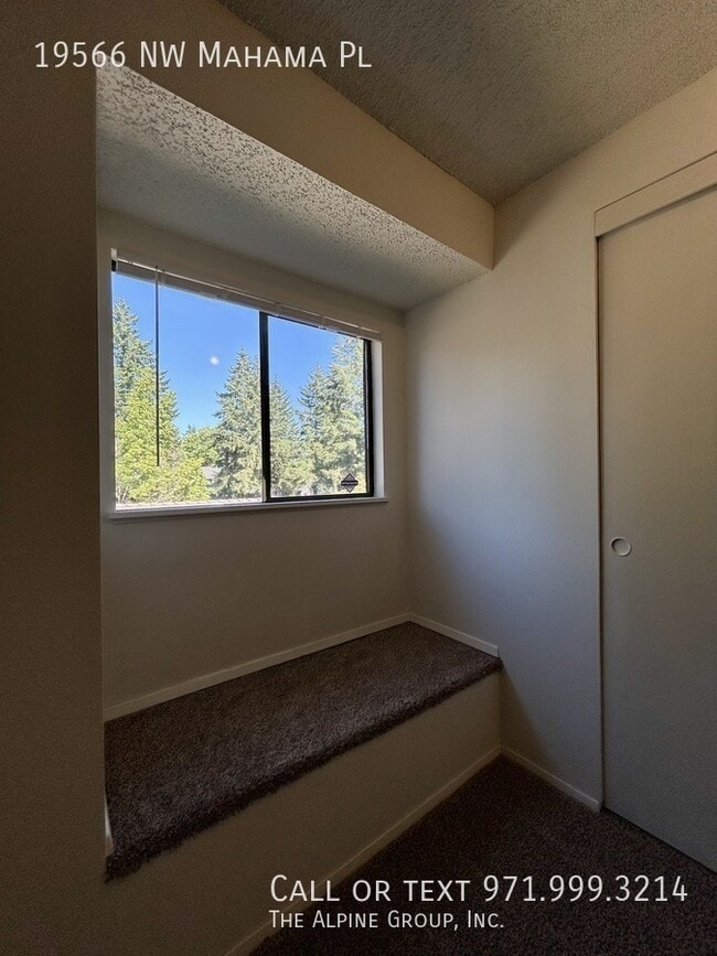 Building Photo - 19566 NW Mahama Pl