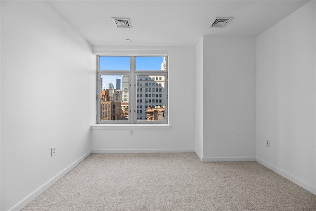 Building Photo - 425 Boylston St