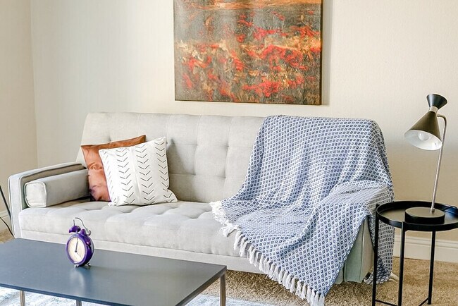 Building Photo - 12701 N Pennsylvania Ave