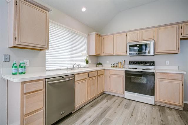 Building Photo - 5812 Window Rock Dr
