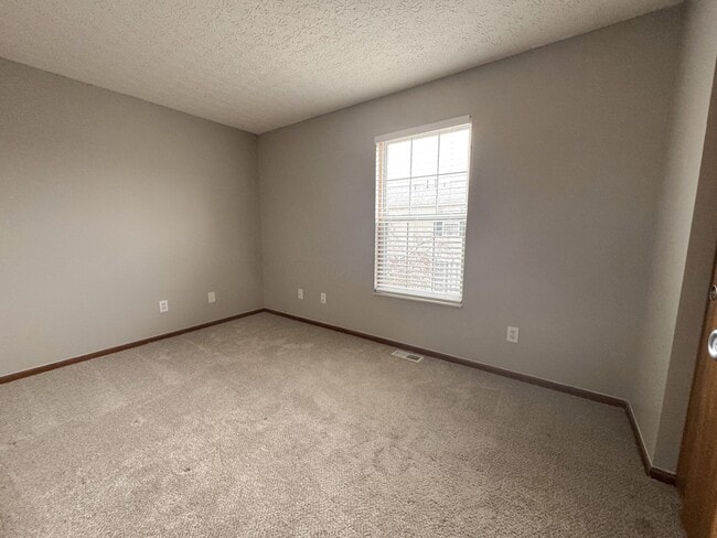 Building Photo - 1720 Messner Dr