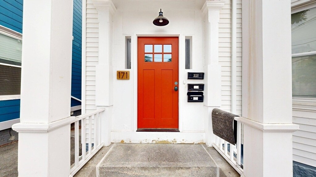 Building Photo - 171 Trenton St