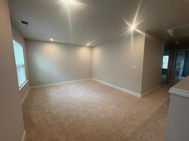 Building Photo - 5030 Sierra Creek Dr NE