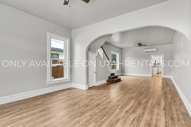 Building Photo - 3162 Adams Ave