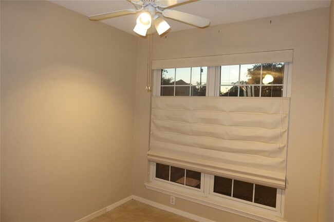 Building Photo - 4159 Steck Ave