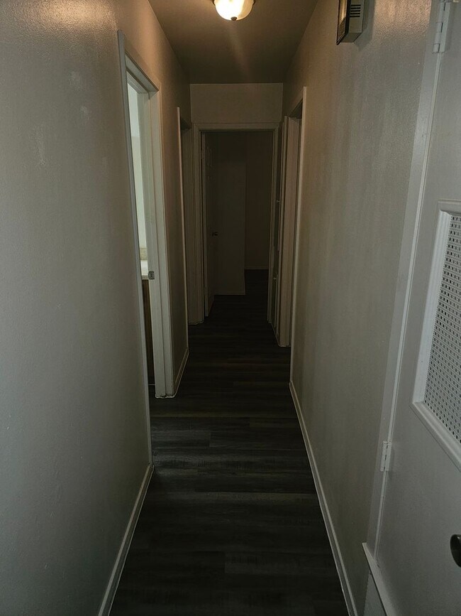 Building Photo - GREAT HOUSE NEAR LOOP 410/I35 N