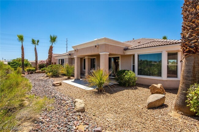 Building Photo - 10248 Santo Nina Ct