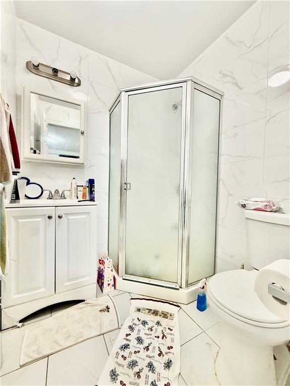 Building Photo - 826 55th St