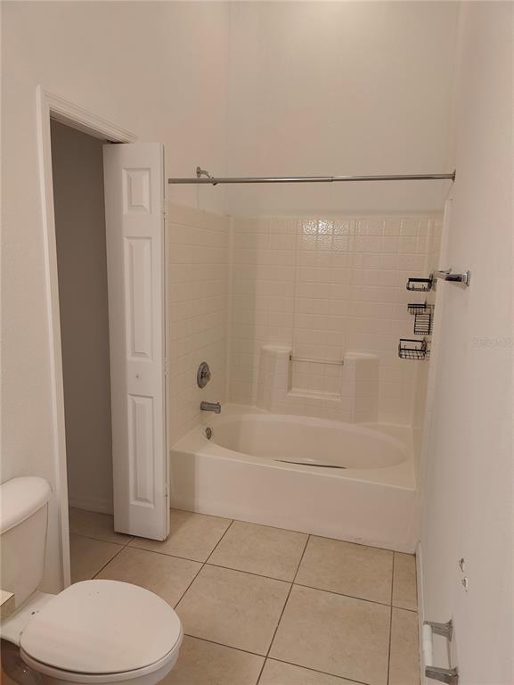 Building Photo - 844 Bloomingdale Dr