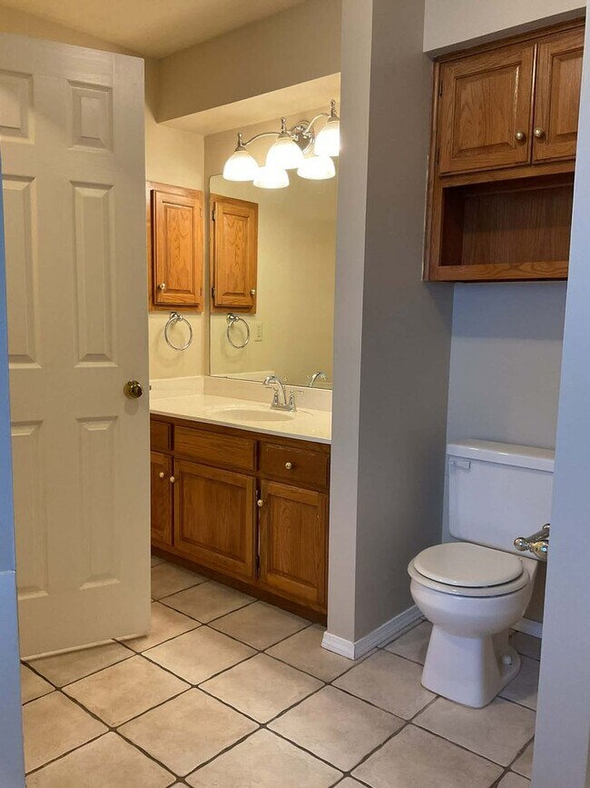 Building Photo - Welcome home!