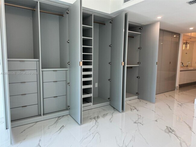 Building Photo - 330 Sunny Isles Blvd