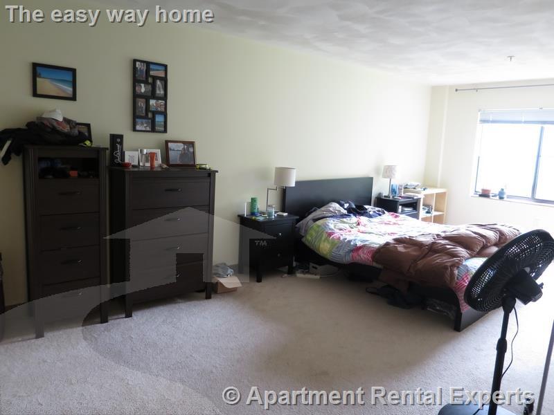 Building Photo - 373 Highland Ave