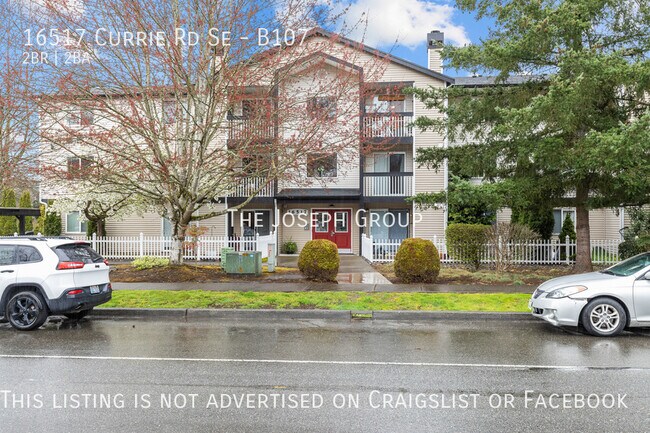 Building Photo - Beautifully Remodeled 2BD/2BA Condo in Mon...