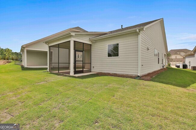 Building Photo - 15 Club Cresswind Dr