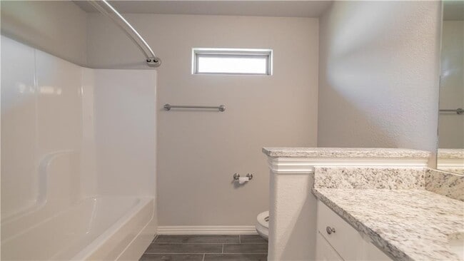 Building Photo - 1222 Bradley St