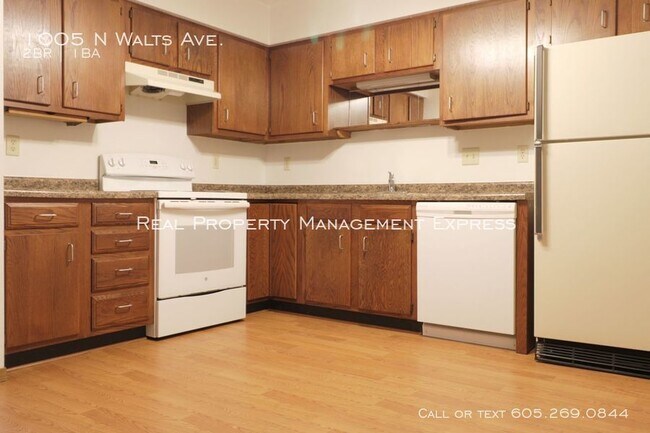 Primary Photo - 2 Bedroom Duplex with Fenced Yard