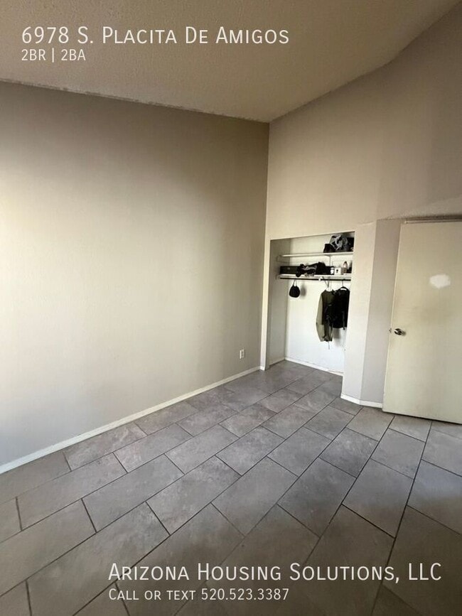 Building Photo - 6978 Placita De Amigos