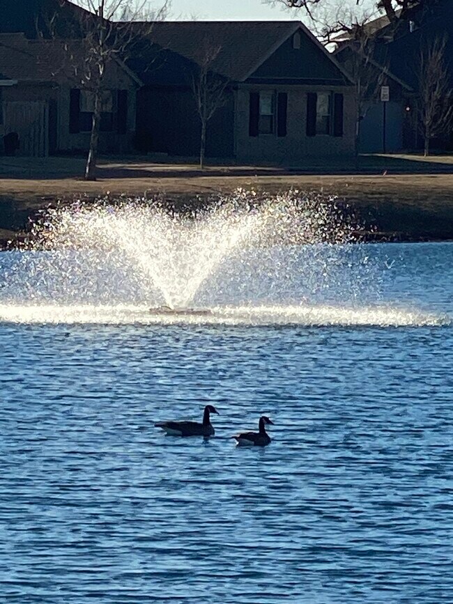 Building Photo - 4526 W Croft Dr