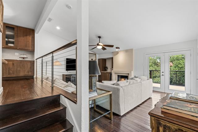 Building Photo - 6124 Summer Creek Cir