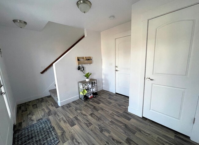 Building Photo - 1766 W Dalmeny Way