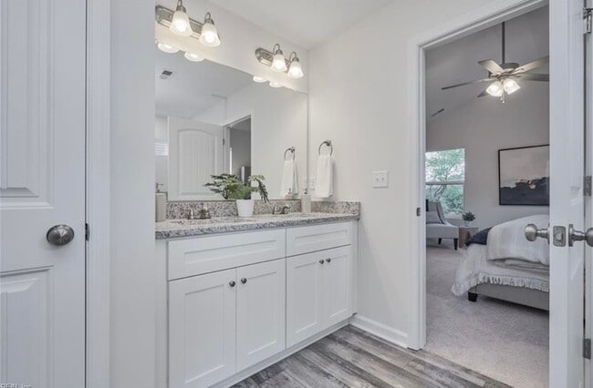 Building Photo - 1540 Beekman St