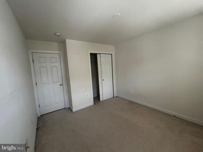 Building Photo - 8177 McCauley Way