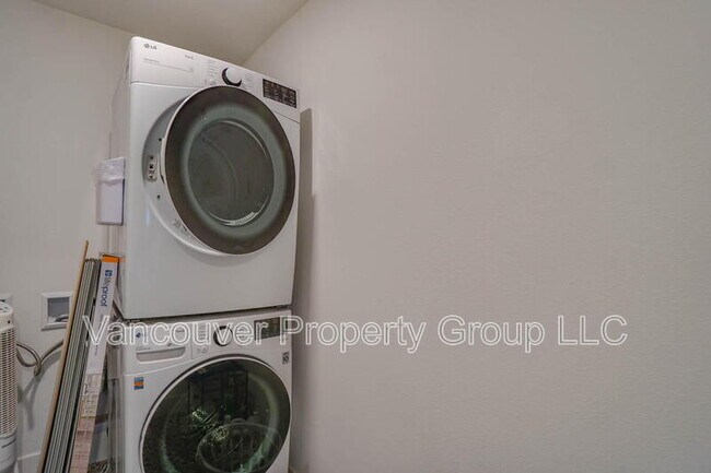 Building Photo - 8704 N 2nd Loop