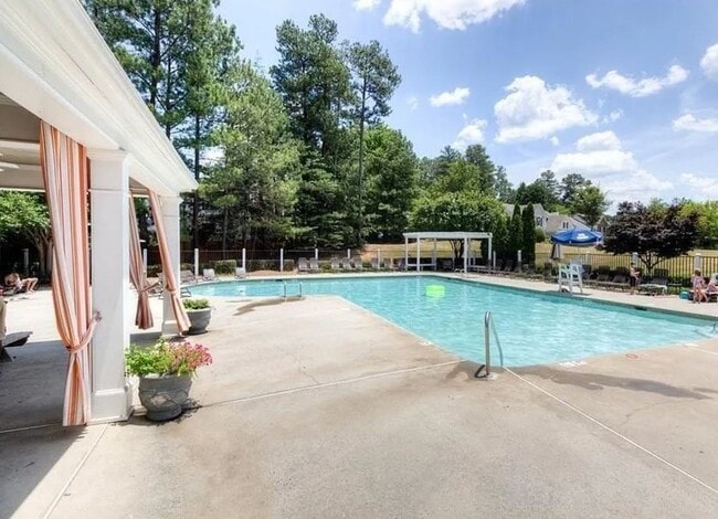 Building Photo - Charming 3BR Home in Johns Creek Georgia!