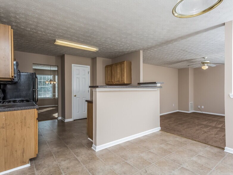 Building Photo - 505 Concord Terrace