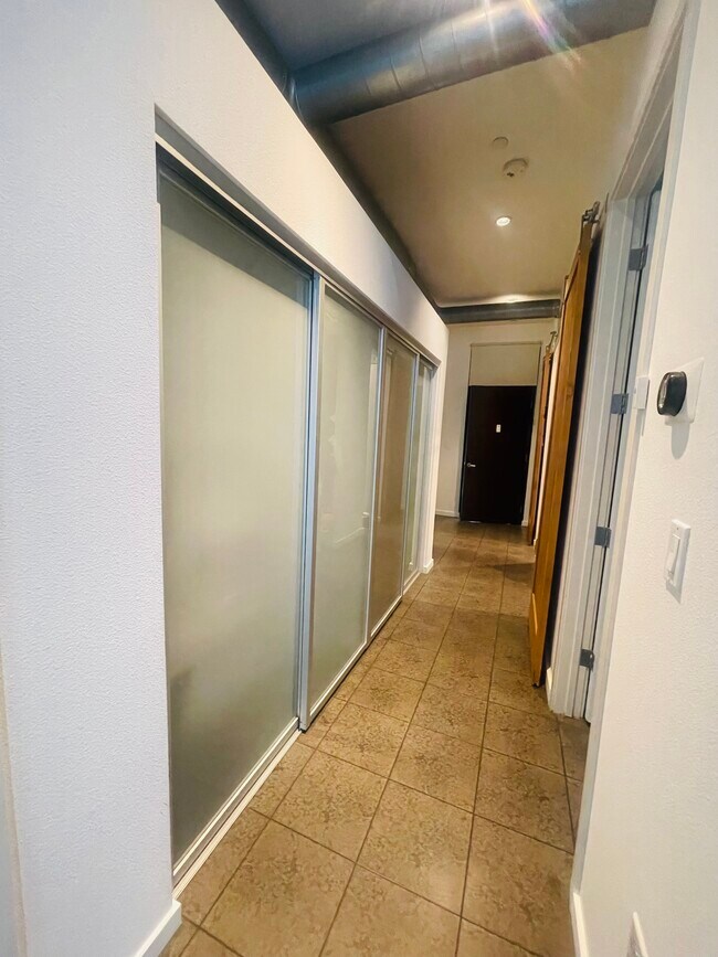 Hallway - 133 The Promenade N