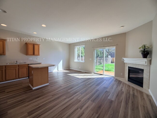 Building Photo - Charming Hillsboro Rental – Spacious, Comfortable, and Convenient