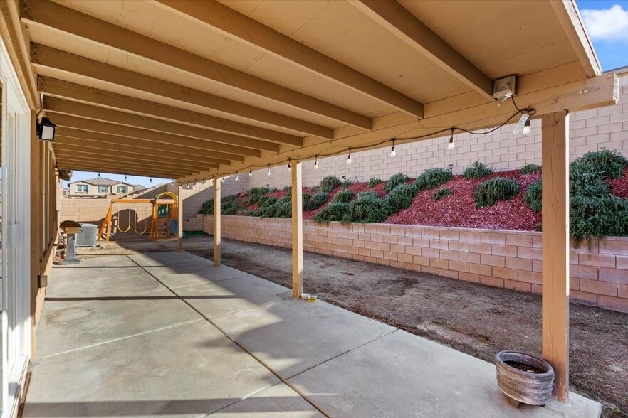Building Photo - 14373 Lorado Way