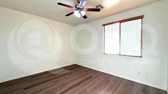 Building Photo - 440 S Emerson St