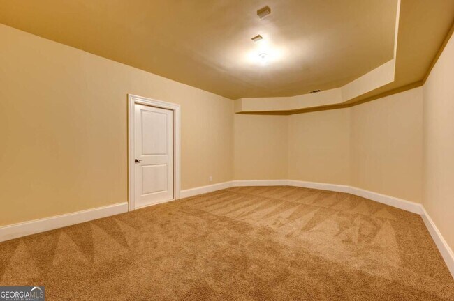 Building Photo - 1049 Highland Village Trail