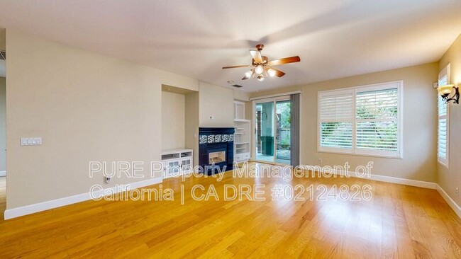 Building Photo - 121 Porterfield Creek Dr